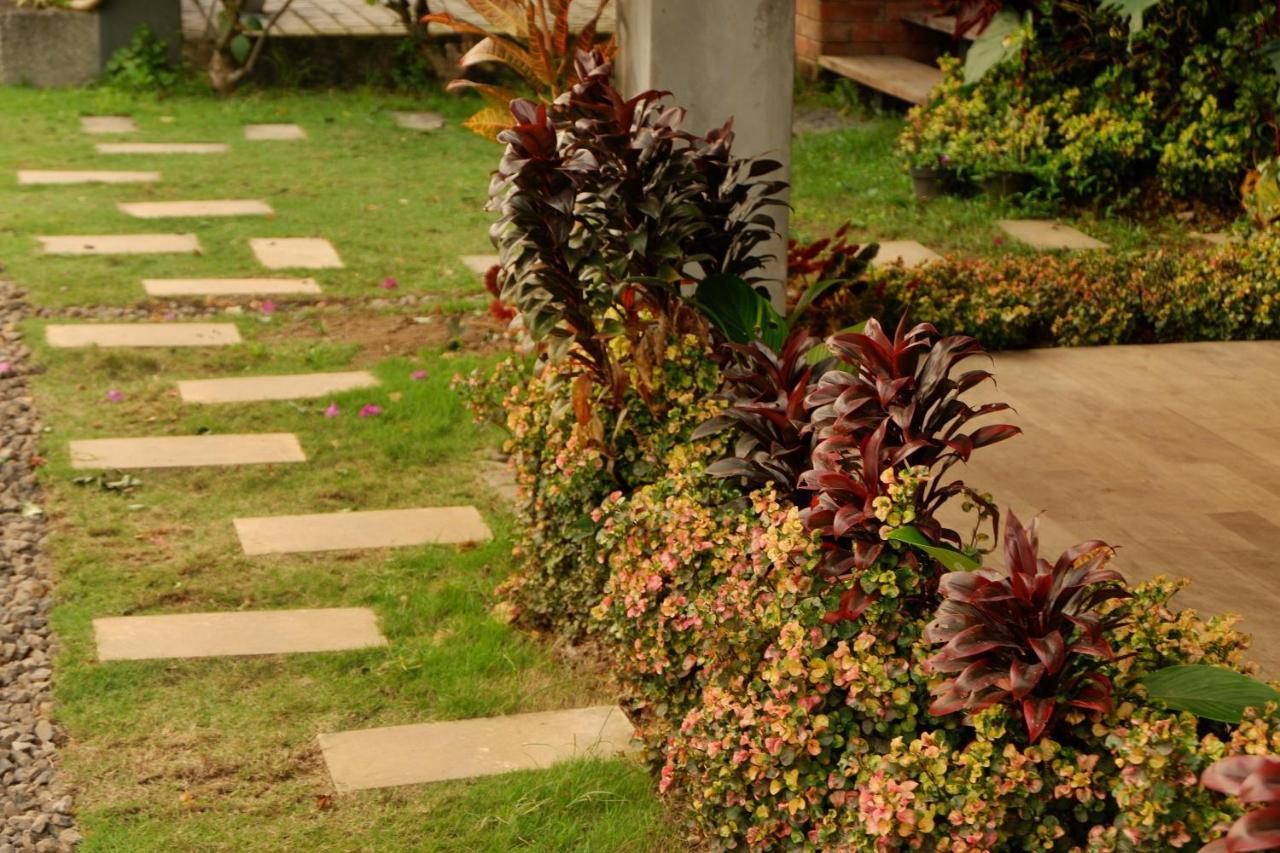 Licin Rumah Bata Guest House מראה חיצוני תמונה